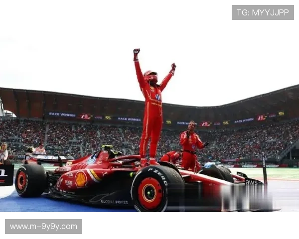 拉斯维加斯站正赛成绩：维斯塔潘榜首，诺里斯第二，拉塞尔第三