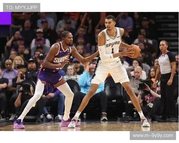 现代篮球位置模糊化趋势分析:从文班亚马看全能型内线的崛起